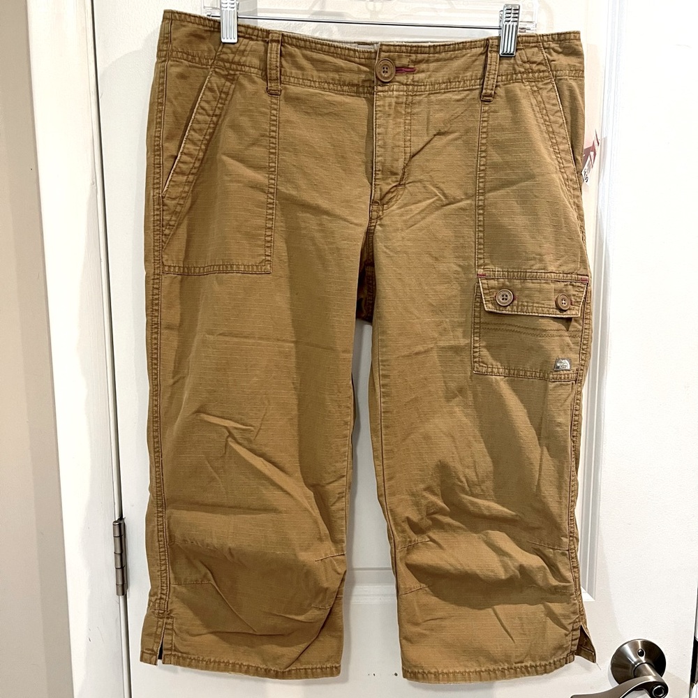 The North Face A5 Series Mountain Lifestyle Hiking Cargo Capris Sz 12 Khaki